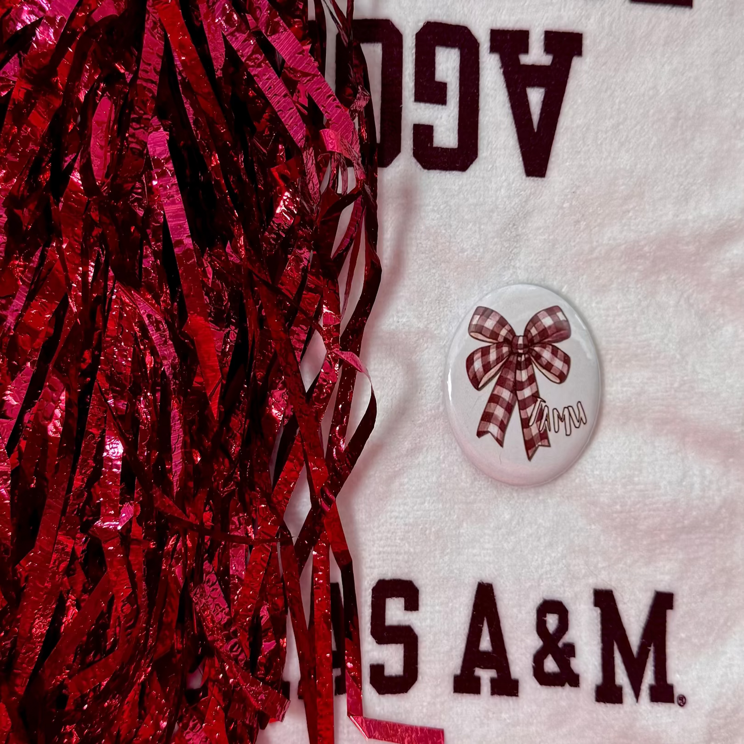 TAMU Bow Button