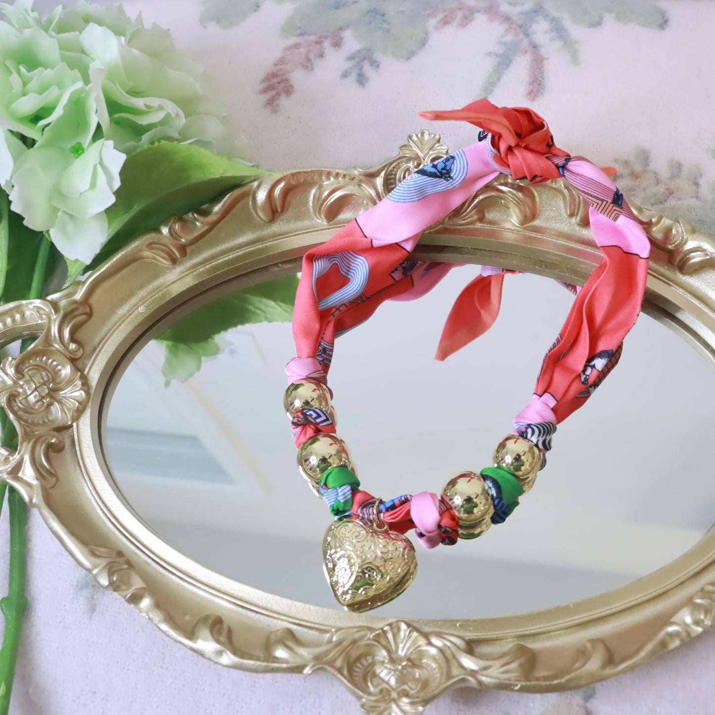 Rouge Scarf Necklace