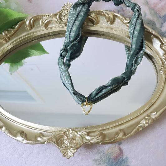 Green Open Heart Scarf Necklace
