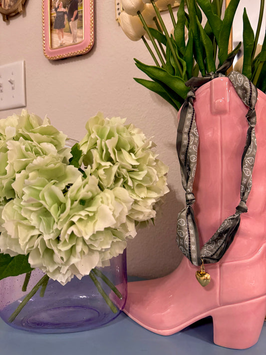 Green Solid Heart Scarf Necklace