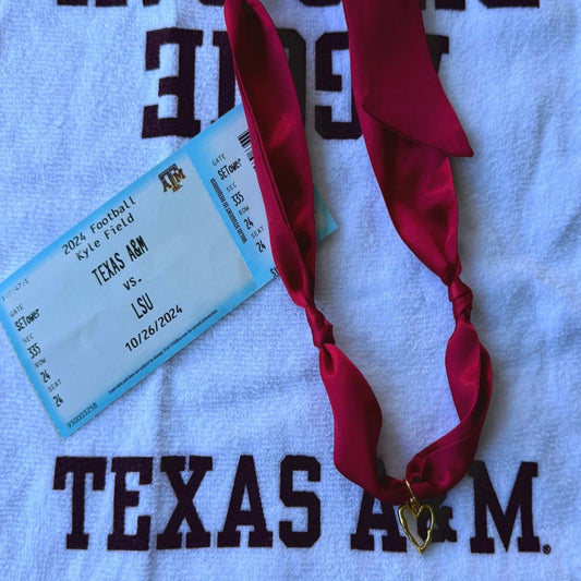 Maroon Open Heart Scarf Necklace